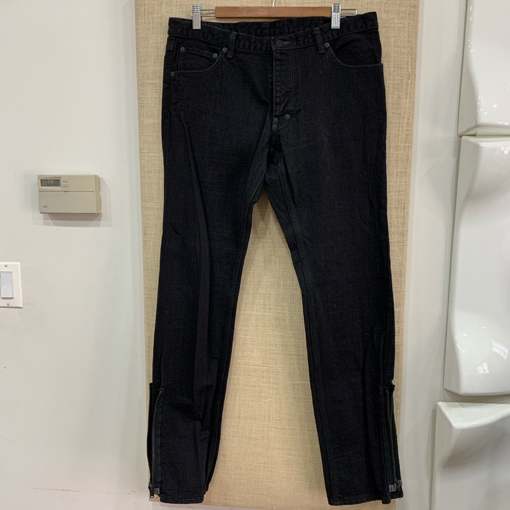 Number (n)ine zipper bottom denim